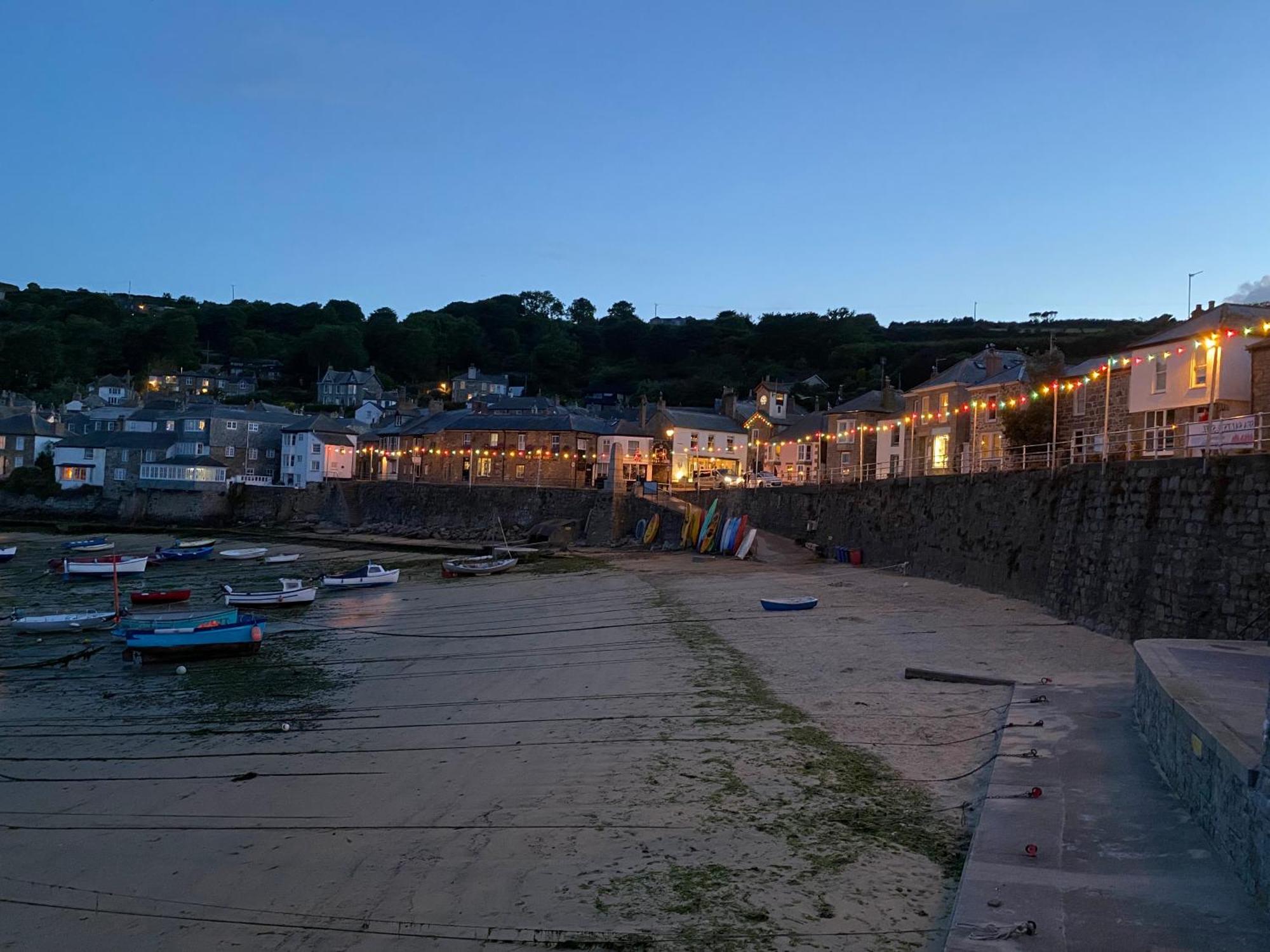 The Old Gallery - Charming Coastal Escape For Two Mousehole Extérieur photo